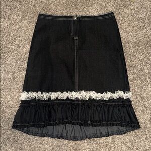 Vintage Clio Black Denim Skirt with White Stitching. Size 8